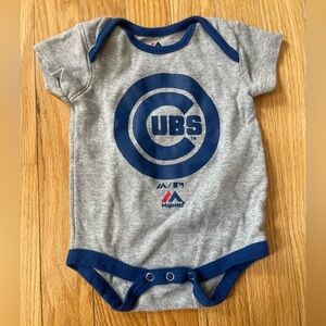 Chicago Cubs Onesie ⚾️ Majestic 0–3M Grey | Like New